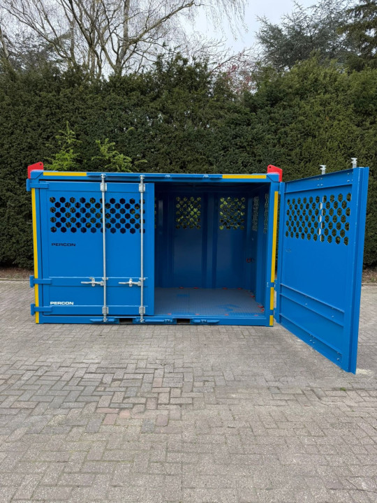Gesloten Hijsbak 3.5 meter - met deur huren | Percon | Gekeurde hijsbakken voor veilig hijswerk