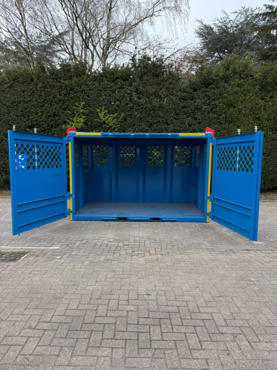 Gesloten Hijsbak 3.5 meter - met deur huren | Percon | Gekeurde hijsbakken voor veilig hijswerk